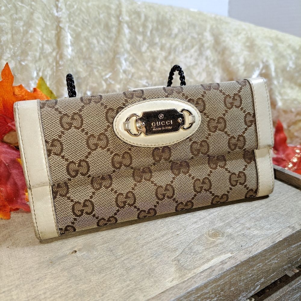 Authentic Gucci GG Wallet